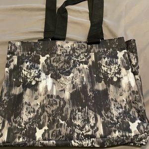 Thirty one everyday essentials tote